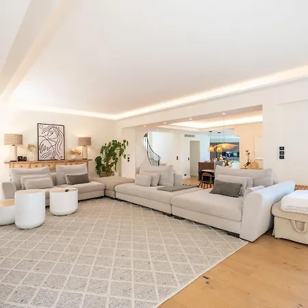 Serrendy Petit Bijou Maison Style Rooftop Hauteurs De Mandelieu Mandelieu