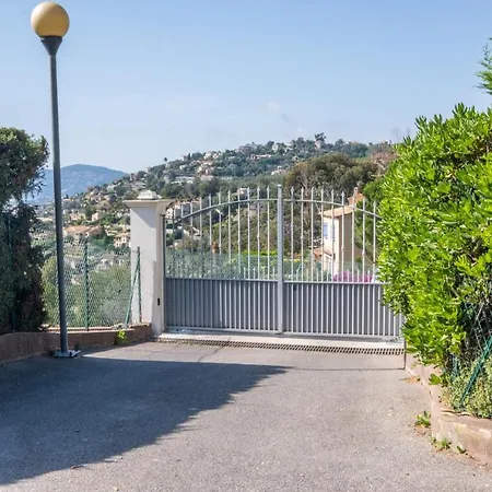 Serrendy Petit Bijou Maison Style Rooftop Hauteurs De Mandelieu